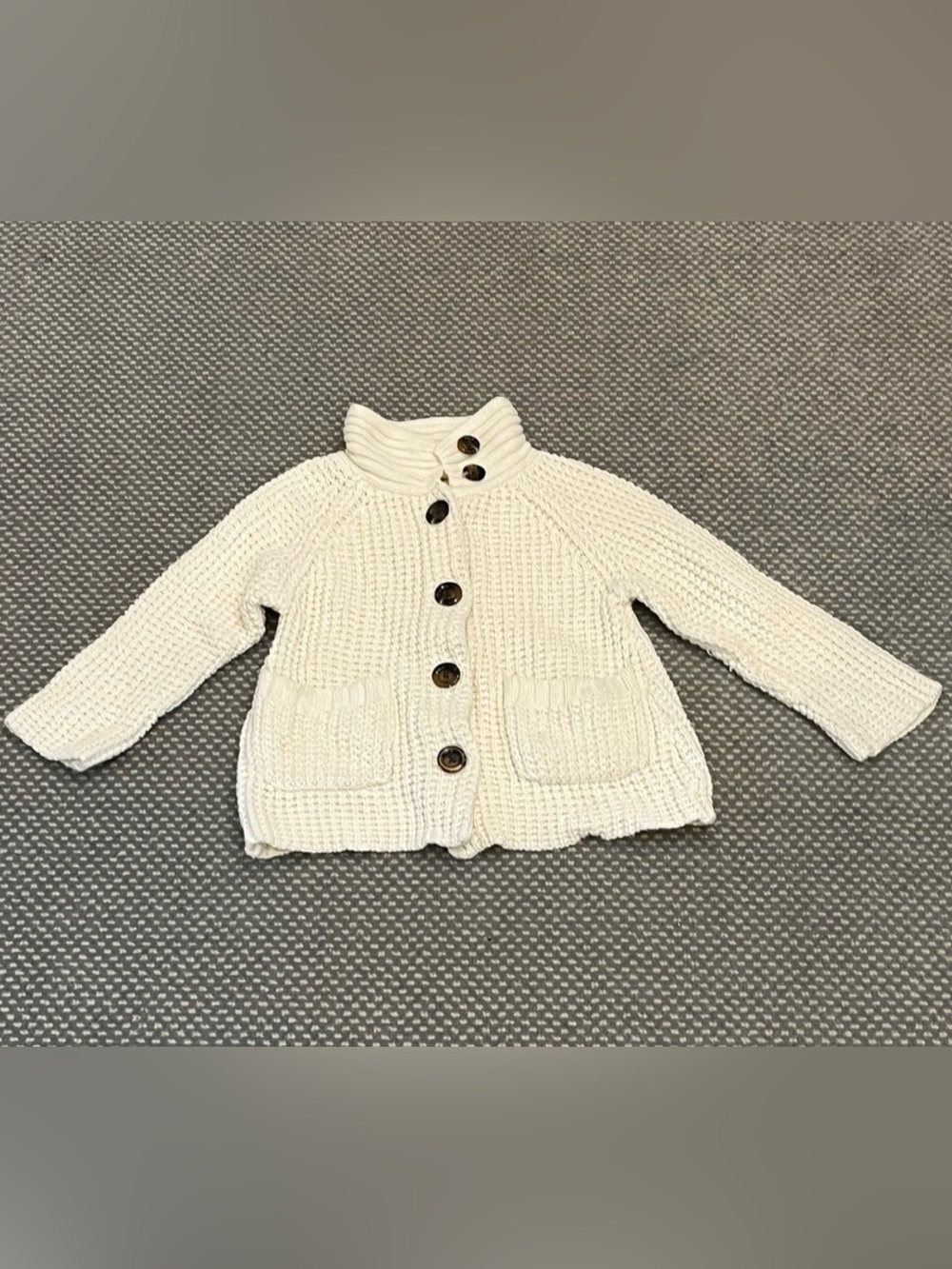 Old Navy Cream Knit Button Front Cardigan